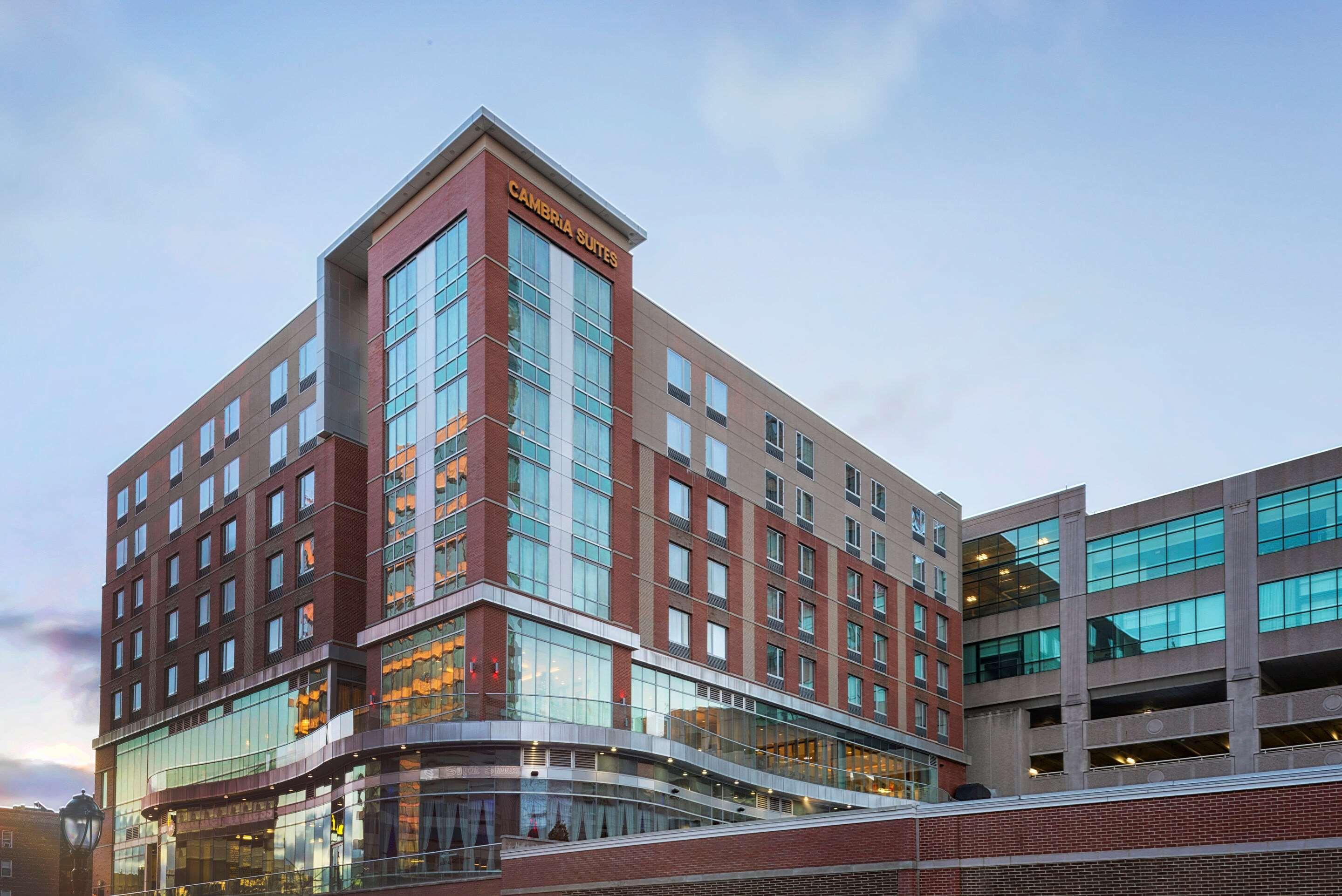 Cambria Hotel White Plains - Downtown Exterior photo