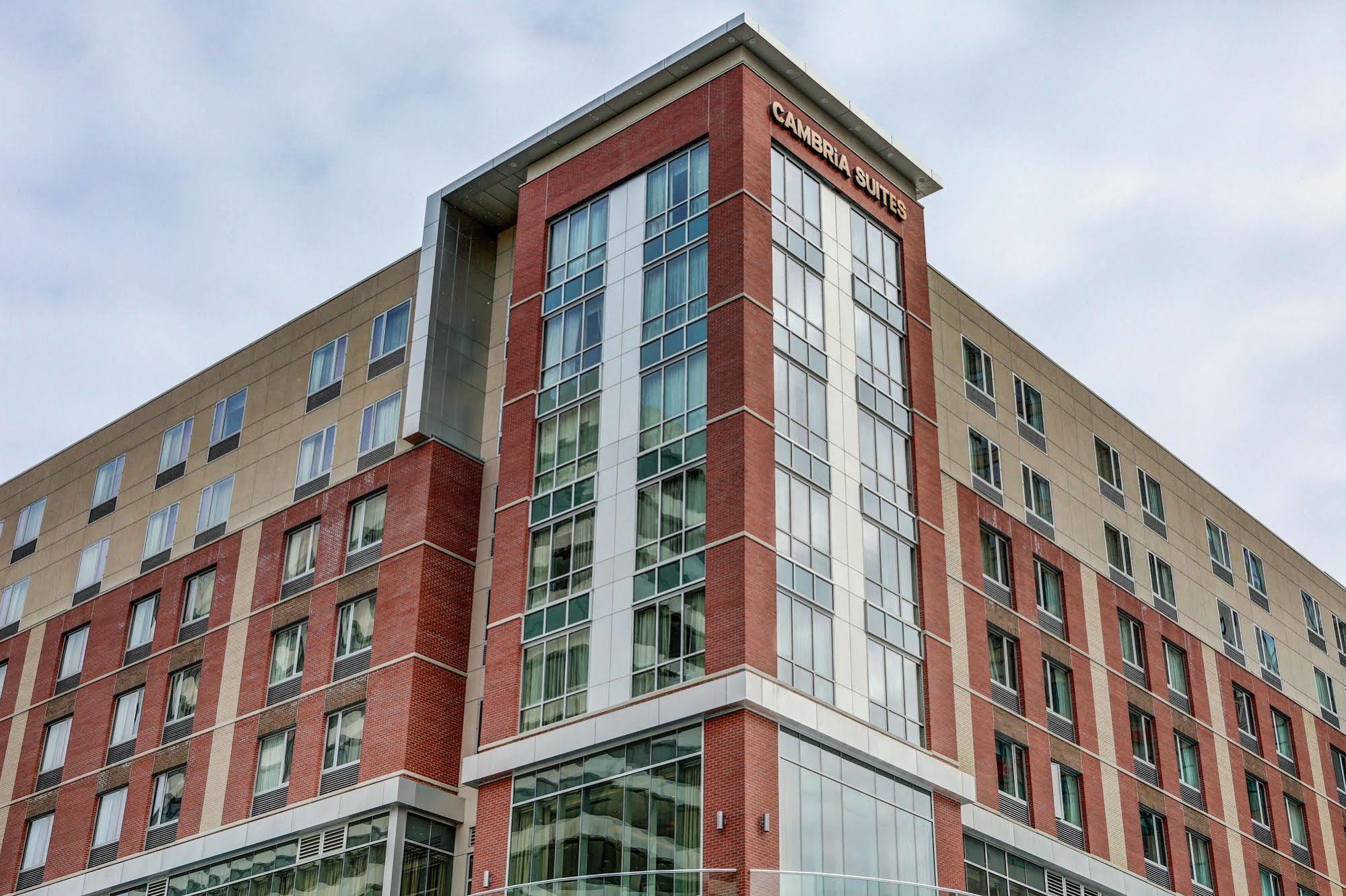 Cambria Hotel White Plains - Downtown Exterior photo